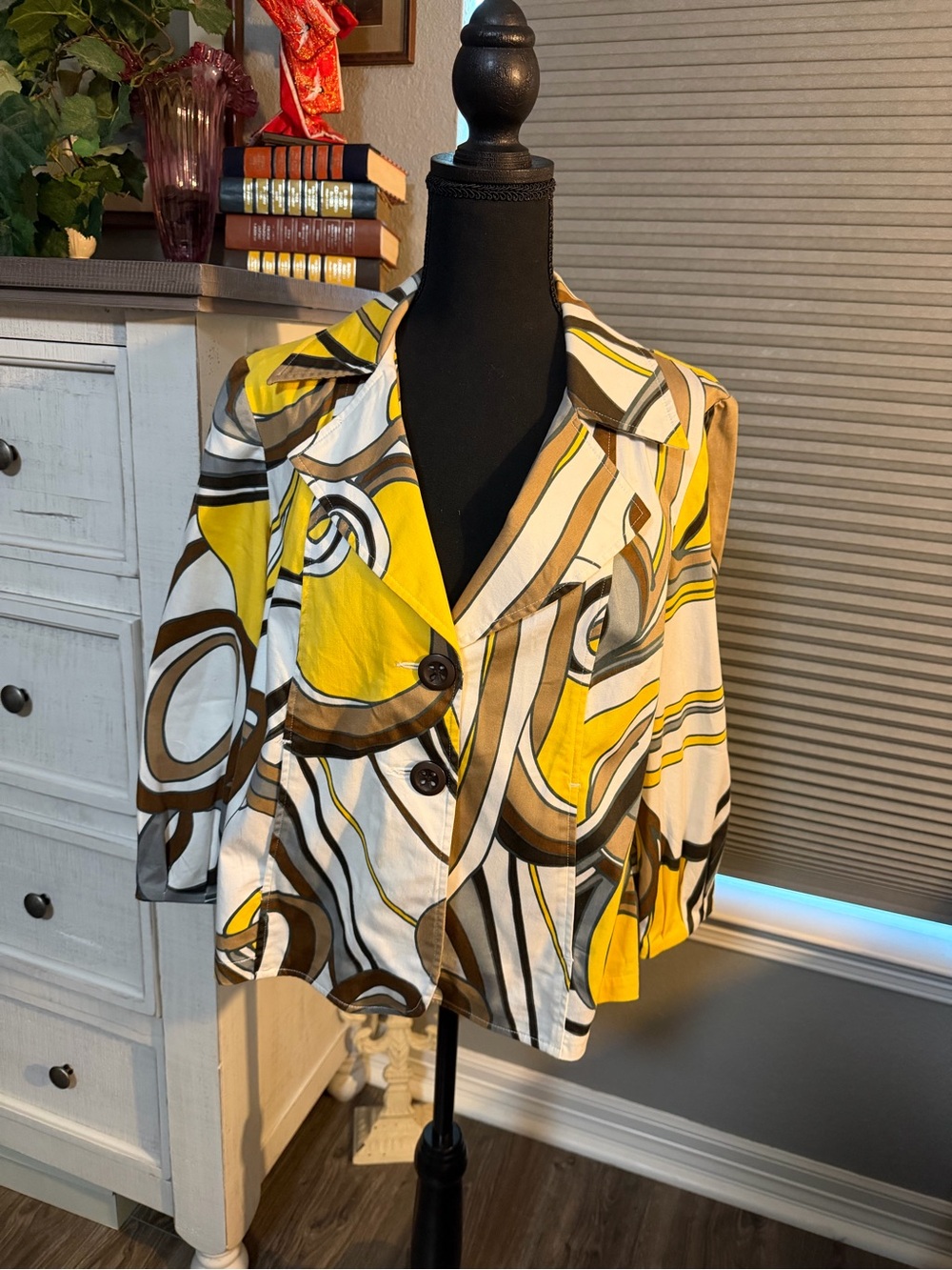 Tribal Cream, Yellow and Brown Abstract Print Blouse size 12